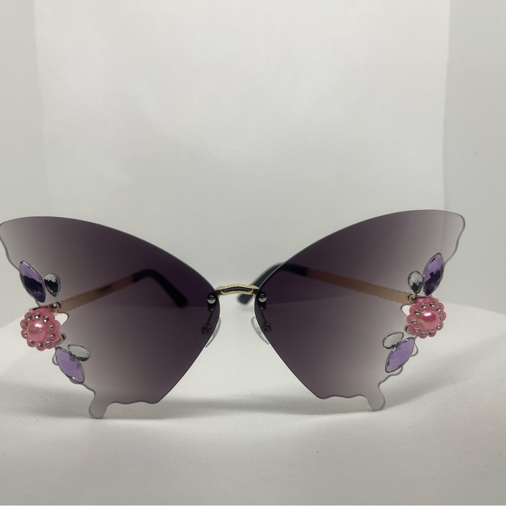 Butterfly Cutout Sunglasses | Purple Gradient Lens with Rhinestone Details